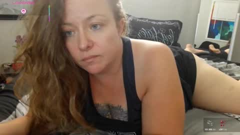 Snapshot of julimonroe chatting on September 11, 3:12 pm Juli Monroe online show from September 11, 3:12 pm