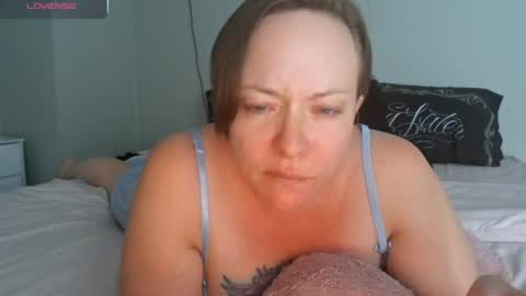 Juli Monroe online show from June 11, 4:10 am