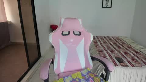 Juline Smith online show from September 12, 12:38 pm