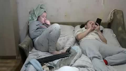 Snapshot of juliya_katie chatting on November 2, 8:11 pm Juliya Katie online show from November 2, 8:11 pm