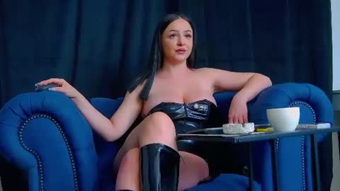 Julia online show from August 1, 8:57 am