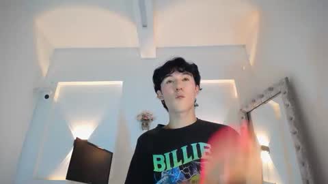 jullian online show from April 28, 9:09 pm