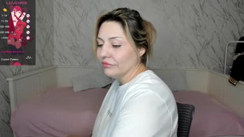 Jully online show from April 13, 4:12 pm