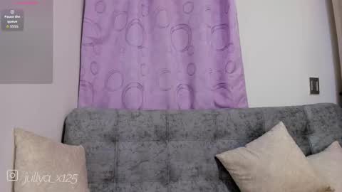 jullya    630  1330 -5 online show from October 7, 2:20 am