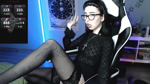 Baroness Von Cringe online show from December 20, 6:35 pm