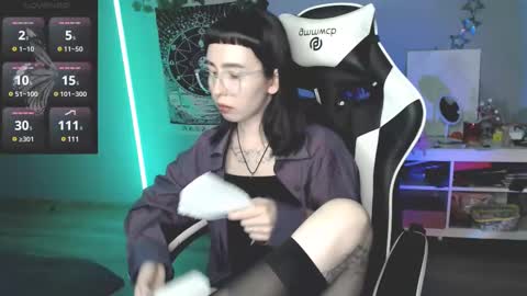 Baroness Von Cringe online show from February 18, 5:42 pm