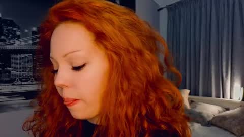 Snapshot of july_jensen chatting on February 19, 7:48 pm july_jensen online show from February 19, 7:48 pm