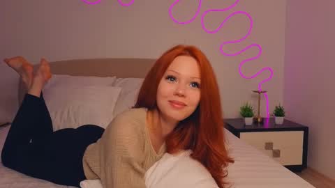 Snapshot of july_jensen chatting on February 20, 6:35 pm july_jensen online show from February 20, 6:35 pm