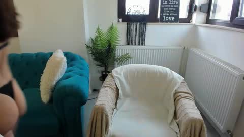 Julya online show from February 10, 8:51 am