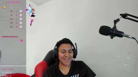 Snapshot of julya_smith_69 chatting on October 7, 3:09 pm Julya Smith online show from October 7, 3:09 pm