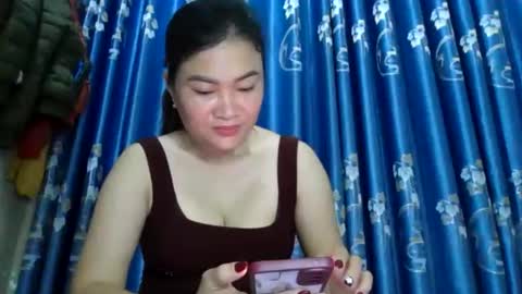 Snapshot of julybeo chatting on July 12, 1:24 pm julybeo online show from July 12, 1:24 pm