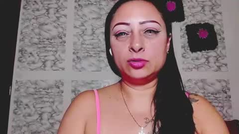 Snapshot of julybravo chatting on July 12, 2:13 am juliana online show from July 12, 2:13 am
