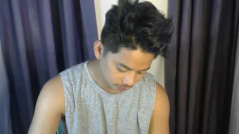 Snapshot of julz_alwayshorny chatting on October 1, 7:47 am call me julz online show from October 1, 7:47 am