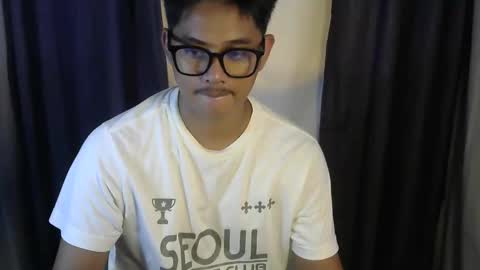 Snapshot of julz_alwayshorny chatting on October 2, 7:15 am call me julz online show from October 2, 7:15 am