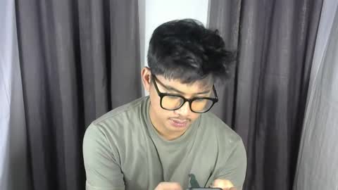 Snapshot of julz_alwayshorny chatting on October 7, 5:21 pm call me julz online show from October 7, 5:21 pm