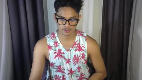 Snapshot of julz_alwayshorny chatting on October 18, 3:35 pm call me julz online show from October 18, 3:35 pm