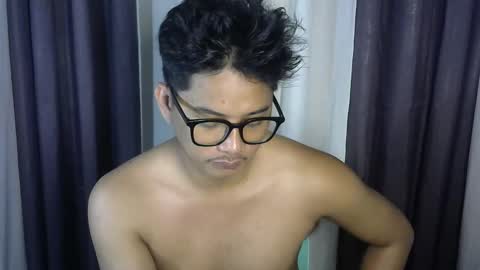 Snapshot of julz_alwayshorny chatting on October 29, 7:04 pm call me julz online show from October 29, 7:04 pm