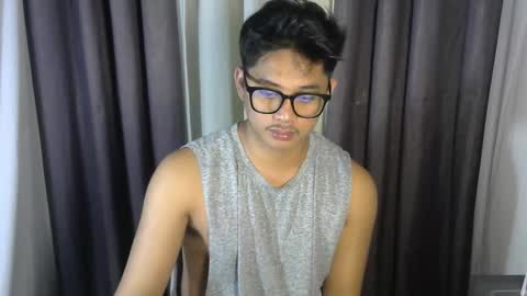 Snapshot of julz_alwayshorny chatting on November 1, 2:41 pm call me julz online show from November 1, 2:41 pm