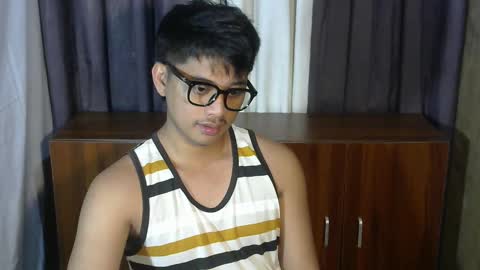 Snapshot of julz_alwayshorny chatting on January 14, 5:18 pm call me julz online show from January 14, 5:18 pm