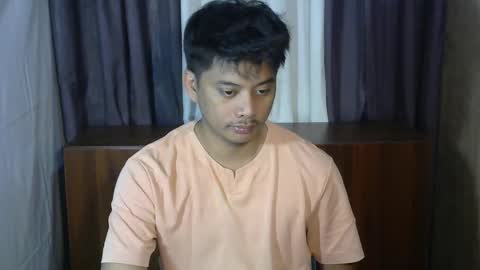 Snapshot of julz_alwayshorny chatting on January 18, 3:05 pm call me julz online show from January 18, 3:05 pm