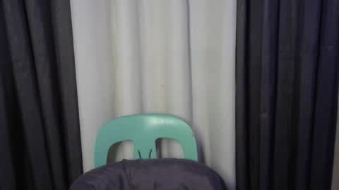 Snapshot of julz_alwayshorny chatting on February 3, 11:59 am call me julz online show from February 3, 11:59 am