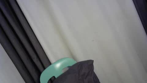 Snapshot of julz_alwayshorny chatting on February 18, 3:19 pm call me julz online show from February 18, 3:19 pm