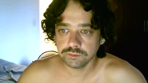 Snapshot of juneandmia chatting on February 20, 9:20 pm Mia online show from February 20, 9:20 pm