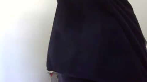 jungel_boy online show from May 2, 7:13 am