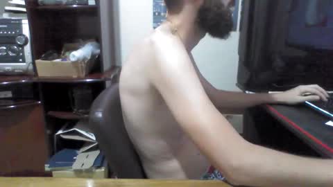 Snapshot of juniorextr_18_ chatting on January 2, 12:23 am juniorextr_18_ online show from January 2, 12:23 am