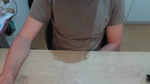 Snapshot of junk2711 chatting on June 11, 4:49 pm junk2711 online show from June 11, 4:49 pm