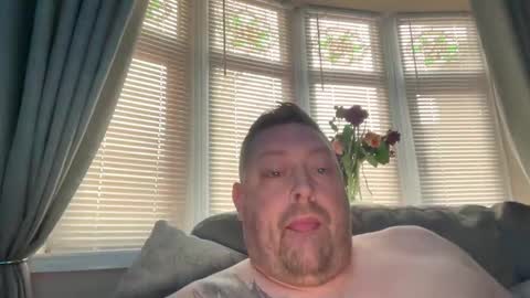 Snapshot of junky345 chatting on December 31, 1:08 pm Junky online show from December 31, 1:08 pm