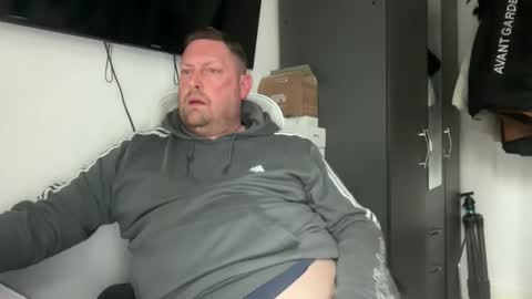 Junky online show from March 8, 2:54 pm