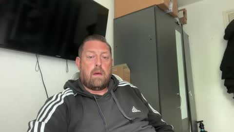 Junky online show from May 3, 8:31 am