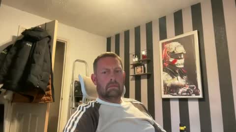 Junky online show from August 5, 5:49 pm