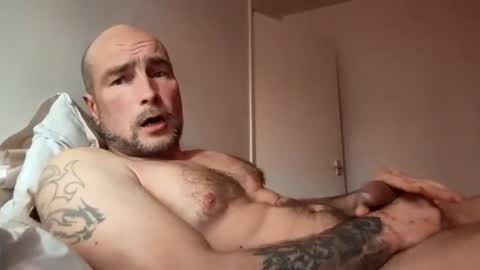 Snapshot of jurokplayer36 chatting on October 24, 11:28 am Yuri online show from October 24, 11:28 am