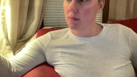 Flirty influncer online show from November 19, 10:10 pm