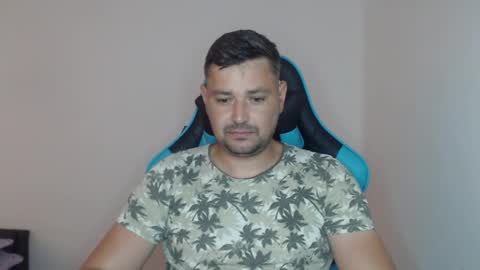 Alex online show from June 8, 11:32 am