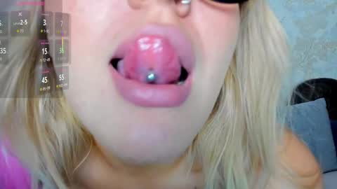Alex Alexandra online show from May 13, 1:25 am