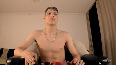just_alexx12 online show from February 12, 1:48 pm