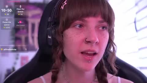 Snapshot of just_busking chatting on July 14, 12:11 pm Julia online show from July 14, 12:11 pm