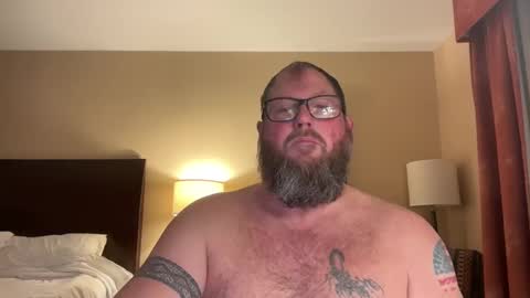 justaguyandnaked online show from November 11, 6:30 pm