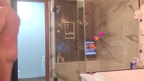 Tohiptwoquit online show from March 19, 8:18 am