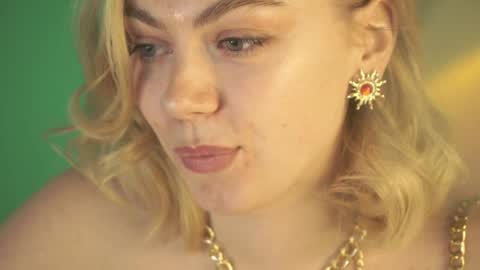 Snapshot of justbarbie chatting on February 1, 2:13 pm Alexa online show from February 1, 2:13 pm