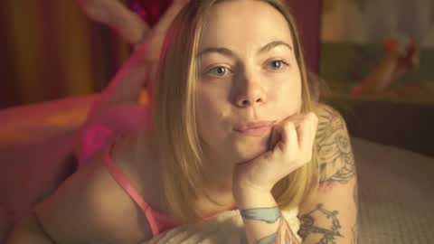 Snapshot of justbarbie chatting on February 8, 7:59 pm Alexa online show from February 8, 7:59 pm