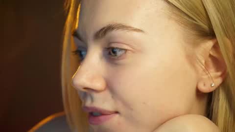 Snapshot of justbarbie chatting on March 7, 7:05 pm Alexa online show from March 7, 7:05 pm