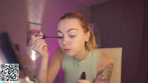 Snapshot of justbarbie chatting on September 12, 10:26 am Alexa online show from September 12, 10:26 am