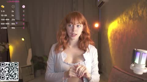 Snapshot of justbarbie chatting on September 26, 9:46 am Alexa online show from September 26, 9:46 am