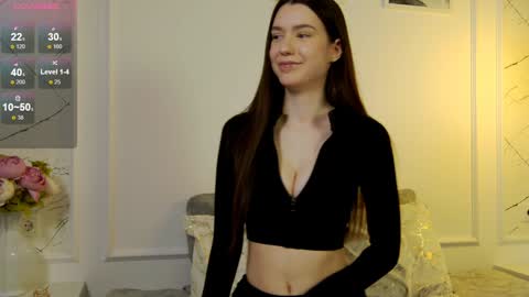 Snapshot of justbarbie_new_ chatting on December 8, 6:06 pm Katarina online show from December 8, 6:06 pm