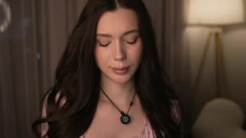 Snapshot of justbarbie_new_ chatting on May 18, 7:09 pm Katarina online show from May 18, 7:09 pm
