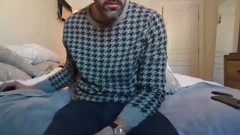 just laz online show from February 1, 7:02 pm